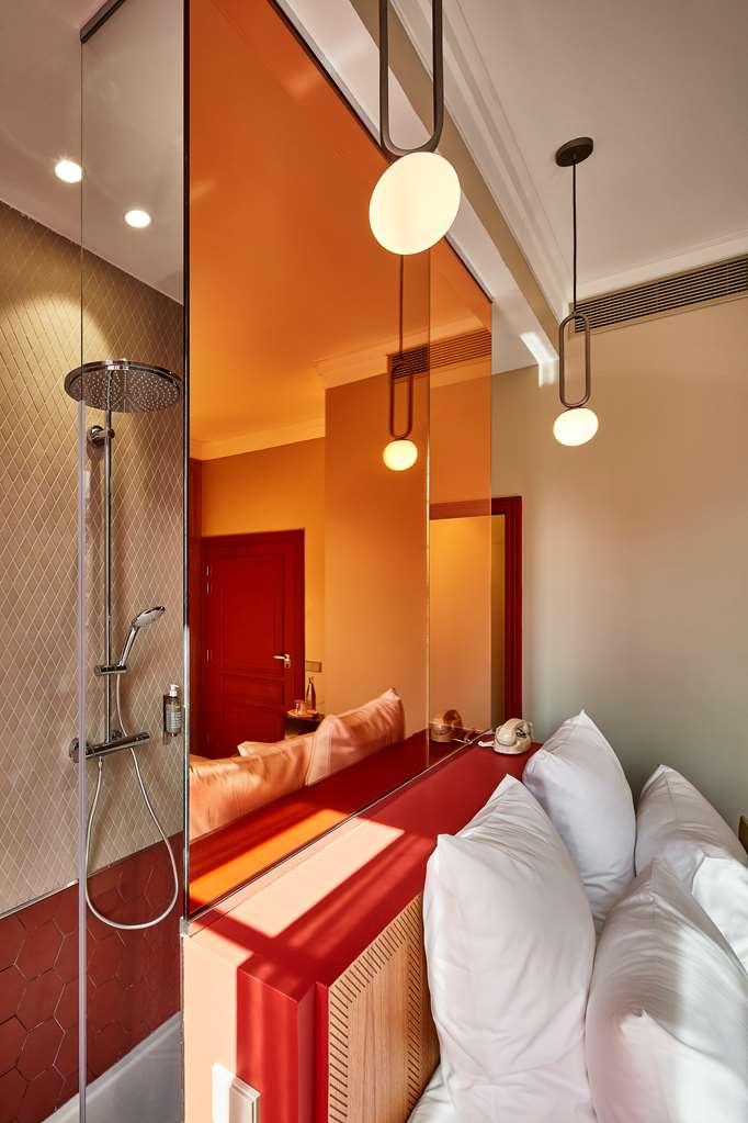 Hotel De Cambis Best Western Premier Collection Avignon Bagian luar foto